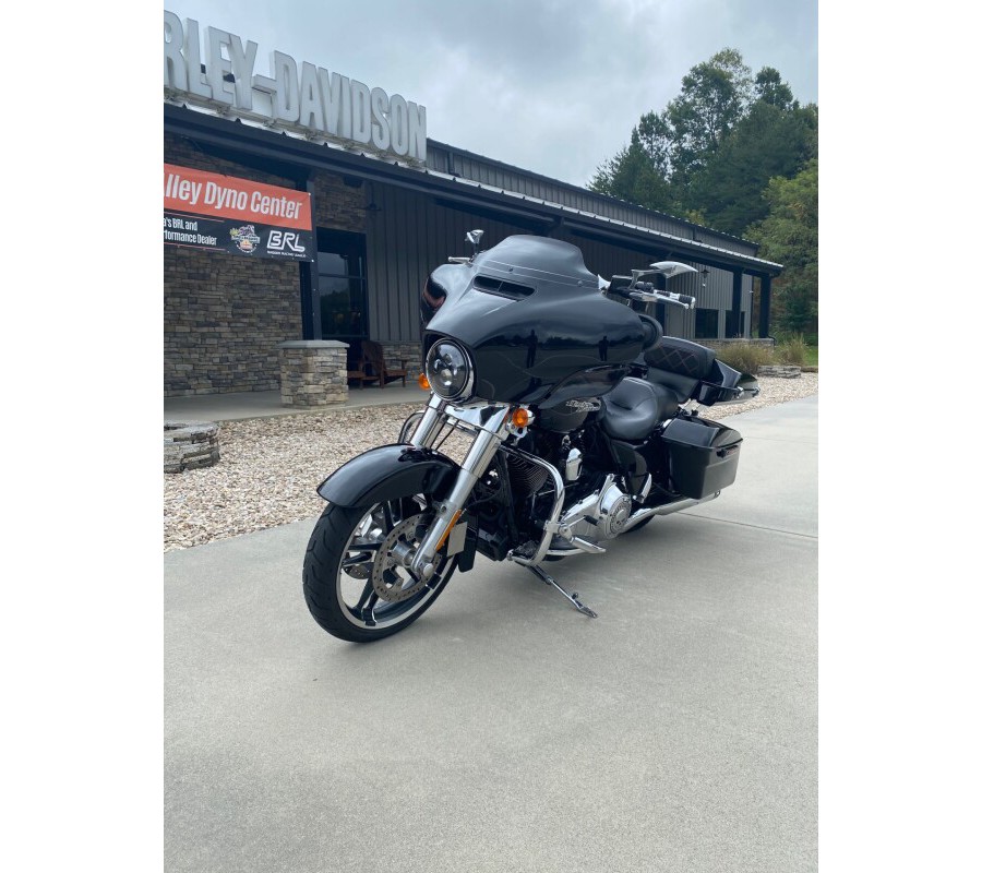 2014 Harley-Davidson Street Glide Vivid Black