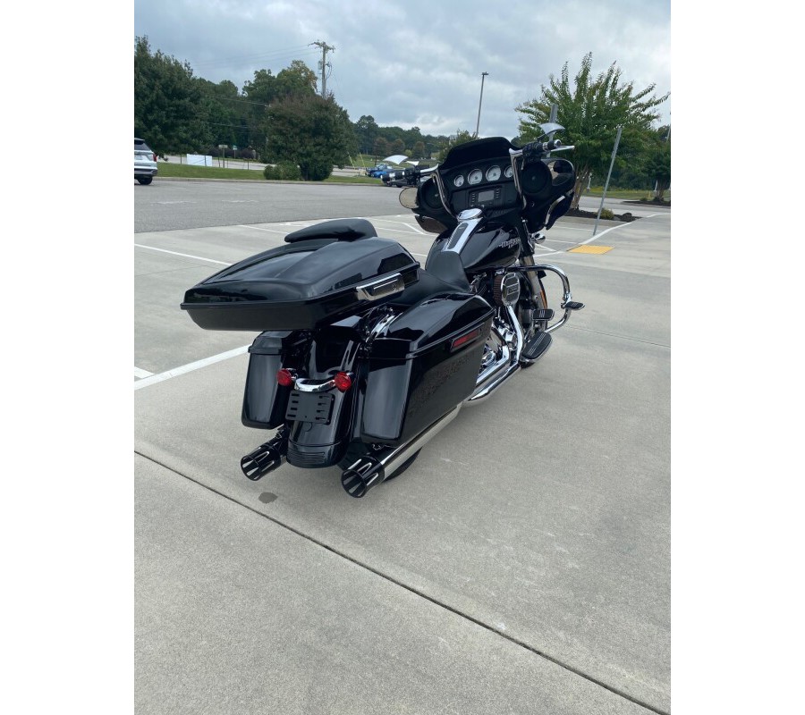 2014 Harley-Davidson Street Glide Vivid Black