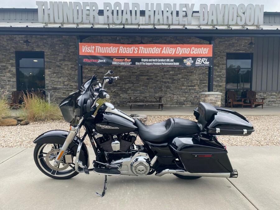 2014 Harley-Davidson Street Glide Vivid Black