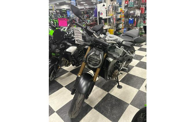 2025 CB650RACS - Honda