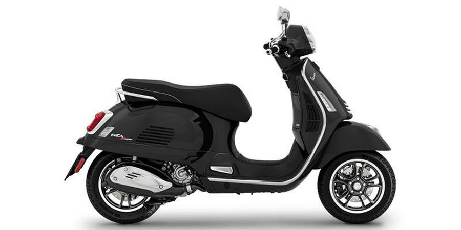 2024 Vespa GTS 300 Super Nero Deciso