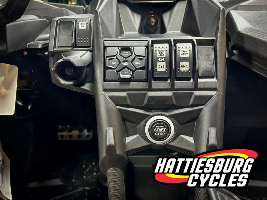 2025 Can-Am Maverick X3 X rc TURBO RR 72