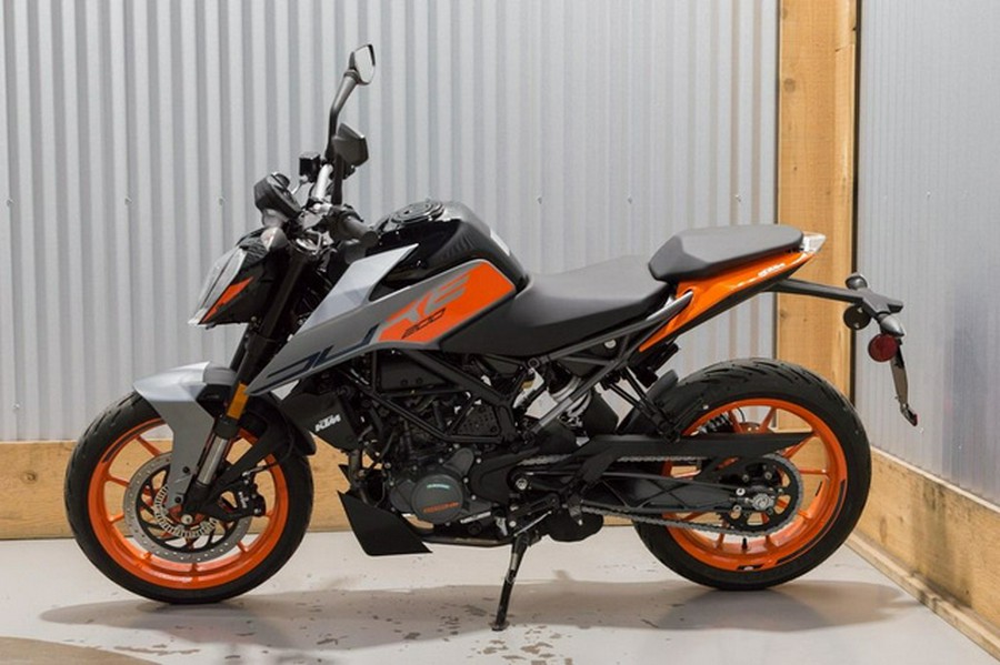 2023 KTM Duke 200