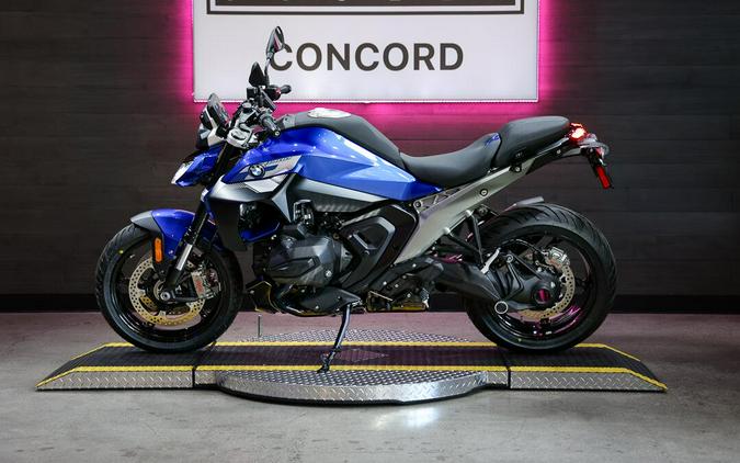 2026 BMW R 1300 R