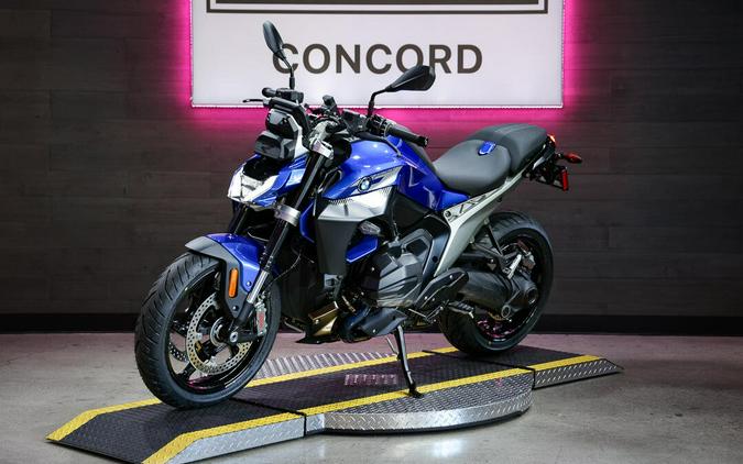 2026 BMW R 1300 R