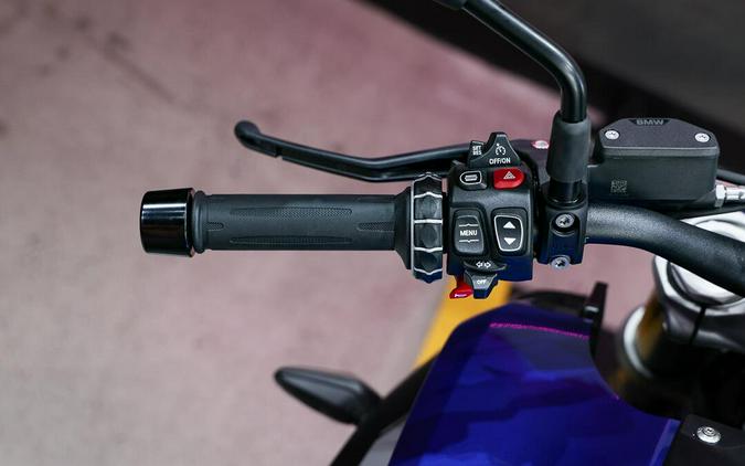 2026 BMW R 1300 R