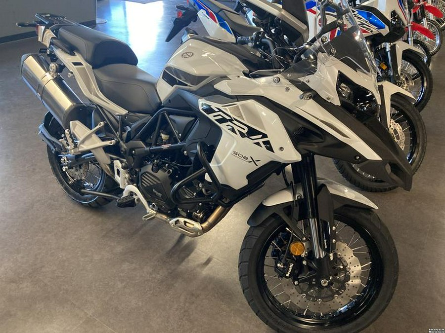 2022 Benelli TRK502X