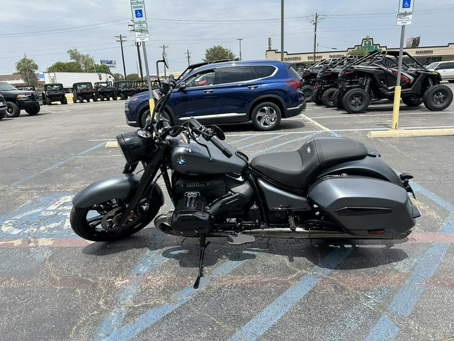 2024 BMW R 18 Roctane Black Storm Metallic