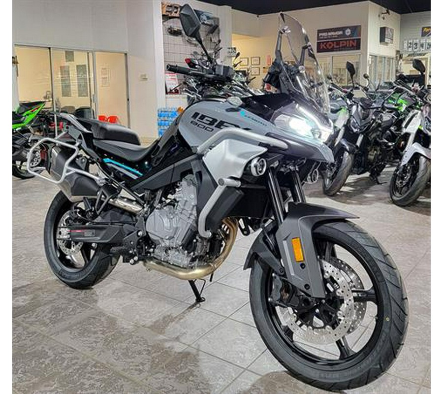 2023 CFMOTO IBEX 800 S