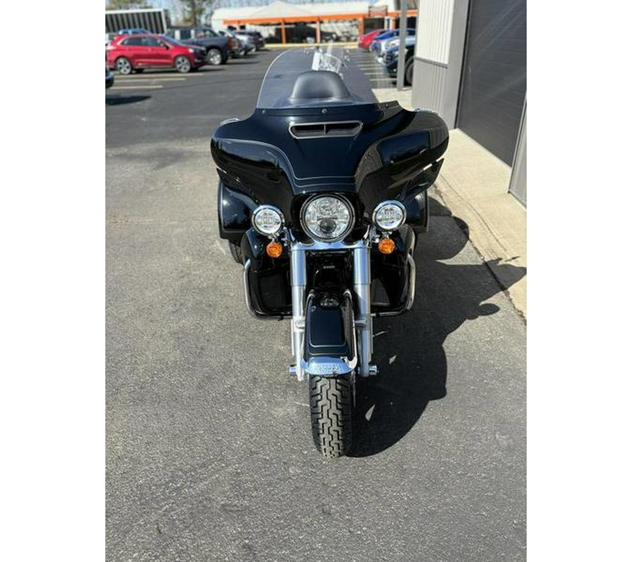 2024 Harley-Davidson® FLHTCUTG - Tri Glide® Ultra