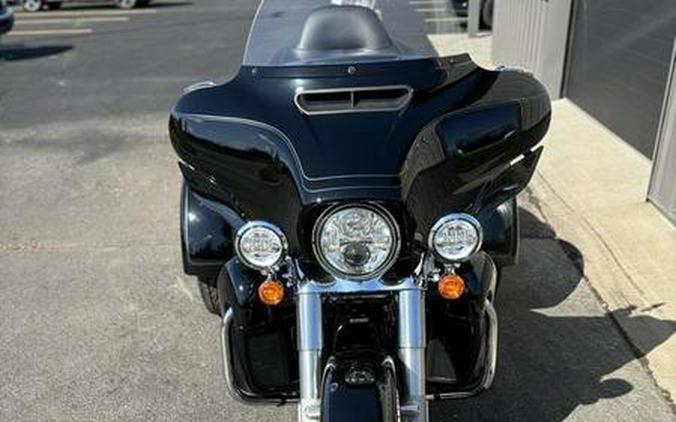 2024 Harley-Davidson® FLHTCUTG - Tri Glide® Ultra