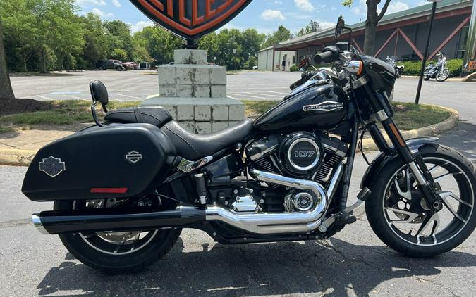 2018 Harley-Davidson Sport Glide - First Ride