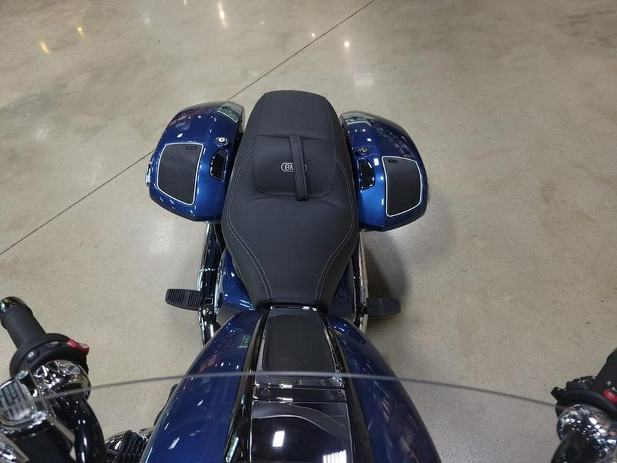 2023 BMW R 18 B Gravity Blue Metallic