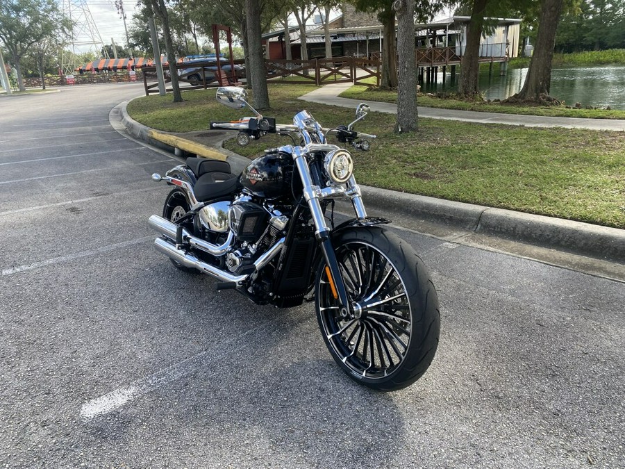 2025 Harley-Davidson® Breakout®