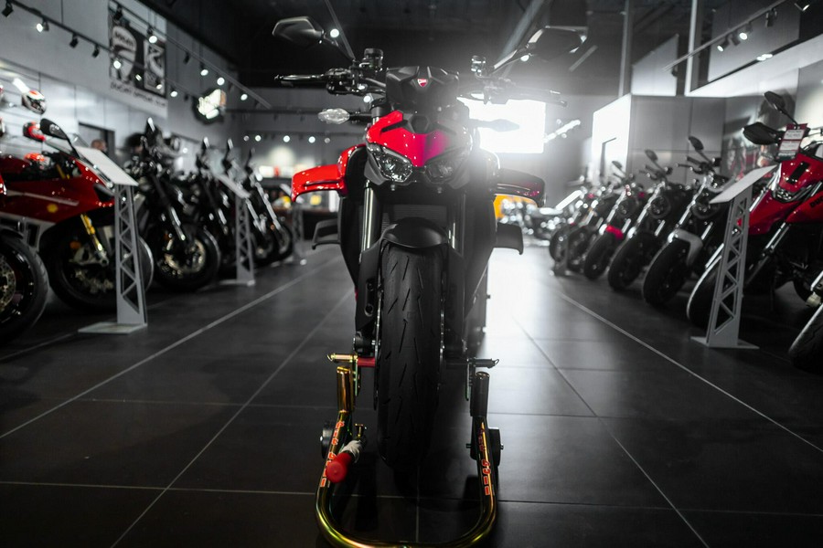 2026 Ducati Streetfighter V4