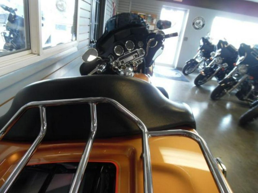 2008 Harley-Davidson® FLHTCU ANV