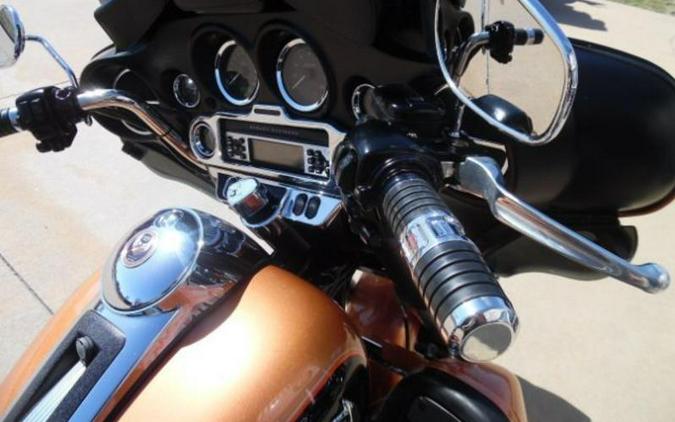2008 Harley-Davidson® FLHTCU ANV