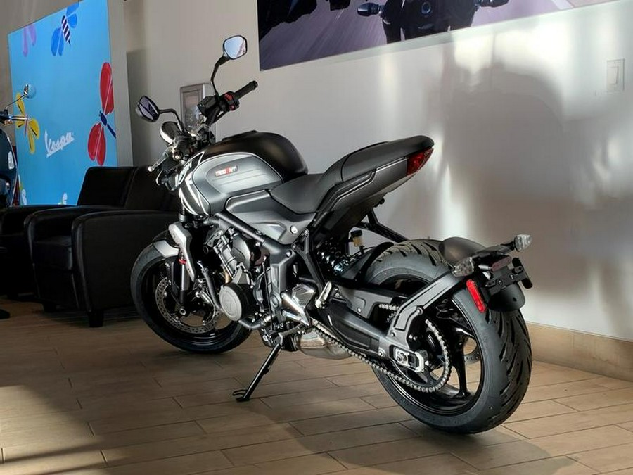 2024 Triumph Trident 660 Sapphire Black