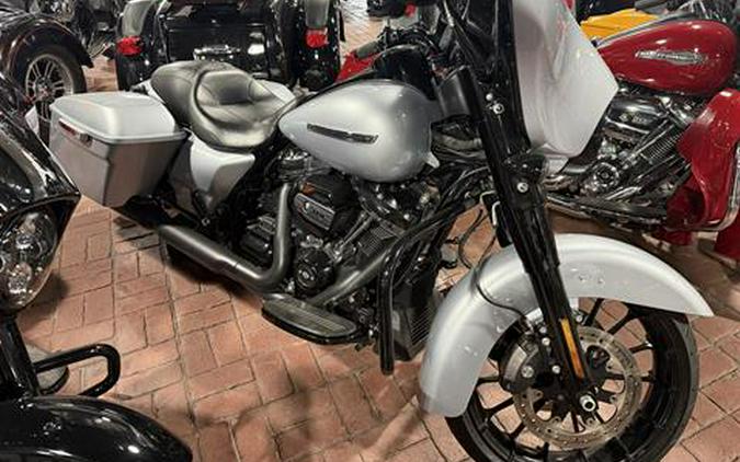 2019 Harley-Davidson Street Glide® Special
