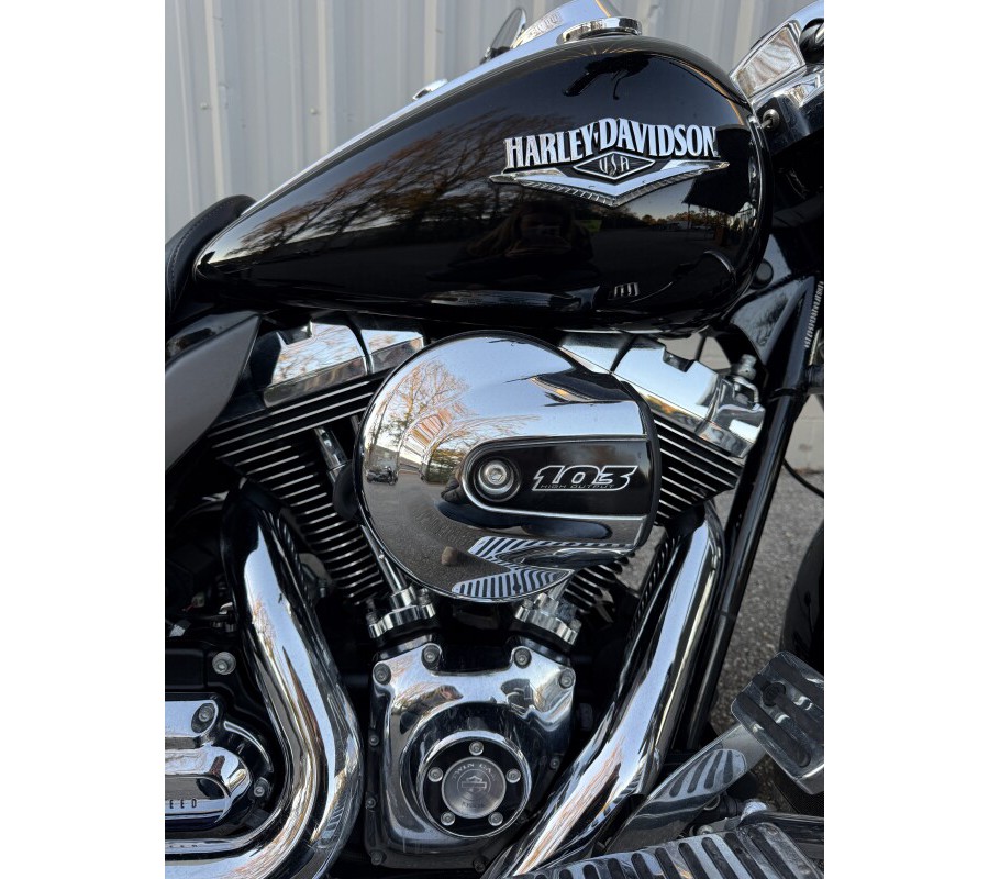2016 Harley-Davidson® FLHR Road King®