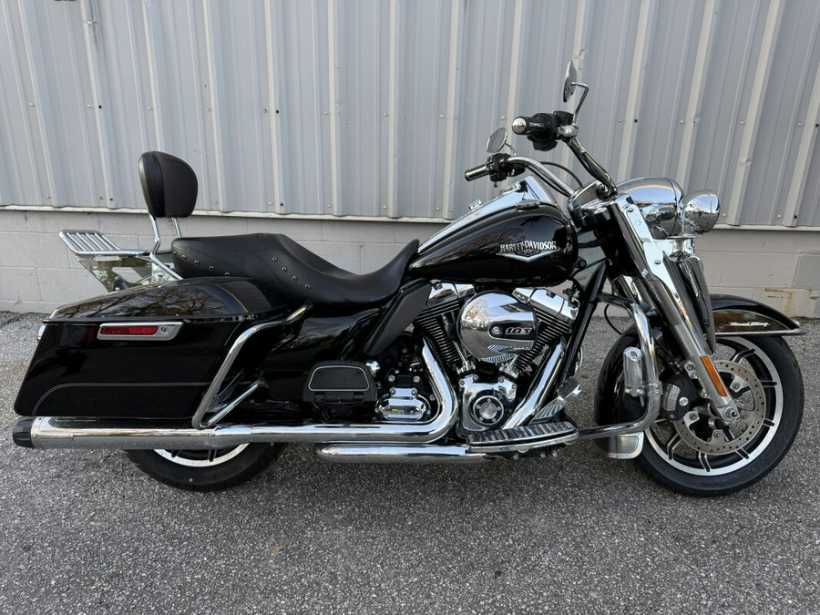 2016 Harley-Davidson® FLHR Road King®