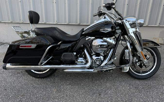 2016 Harley-Davidson® FLHR Road King®