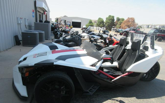 2016 POLARIS SLINGSHOT SL
