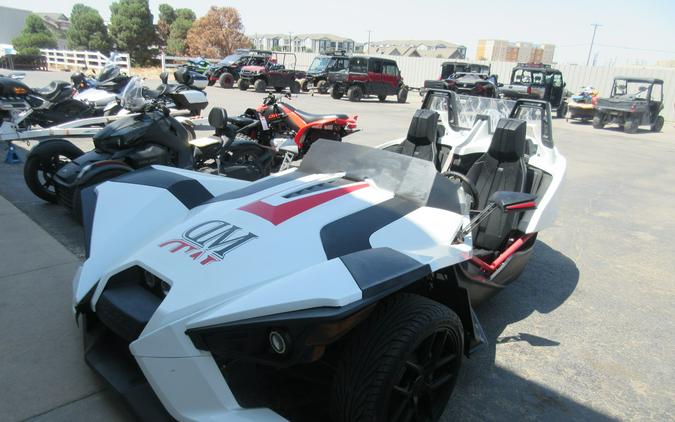 2016 POLARIS SLINGSHOT SL