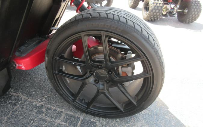 2016 POLARIS SLINGSHOT SL