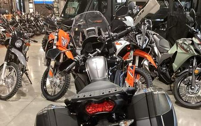 2023 Kawasaki Versys® 1000 SE LT+