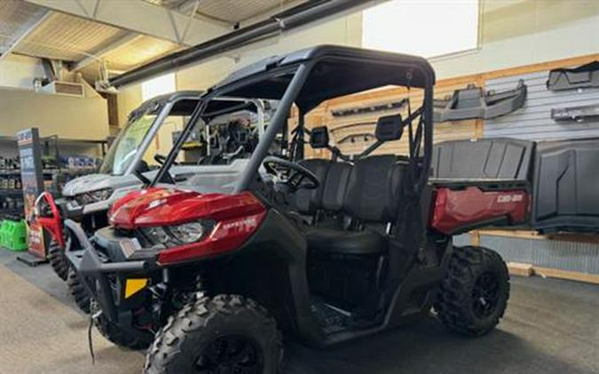 2024 Can-Am Defender XT HD9