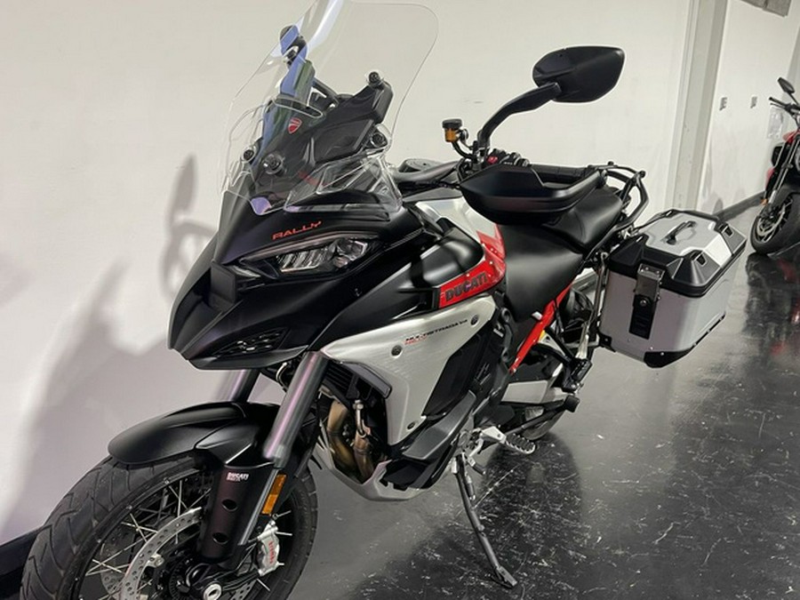 2023 Ducati Multistrada V4 Rally Brushed Aluminum & Matte Blac