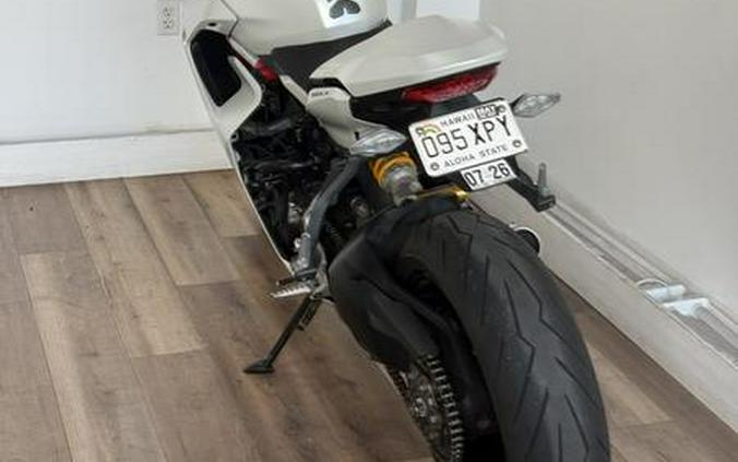 2021 Ducati SuperSport 950 S White Silk fairing