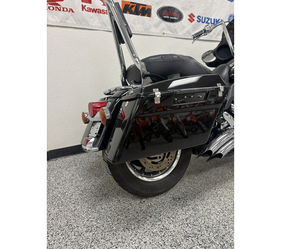 2005 Harley-Davidson® Electra Glide® Standard FLHT - UO1237
