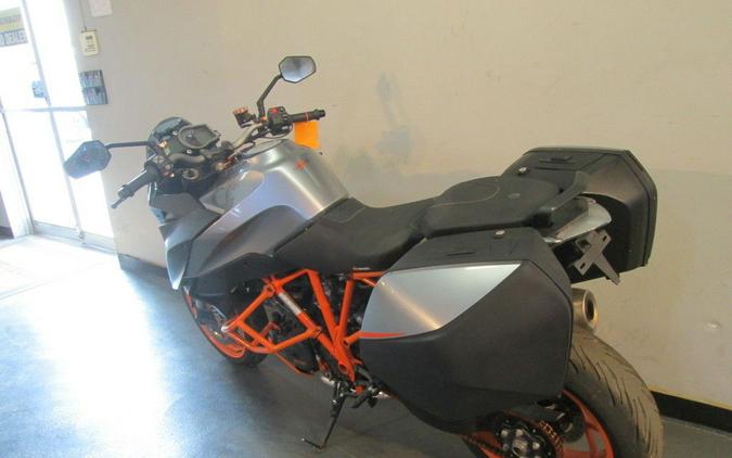 2016 KTM 1290 Super Duke GT