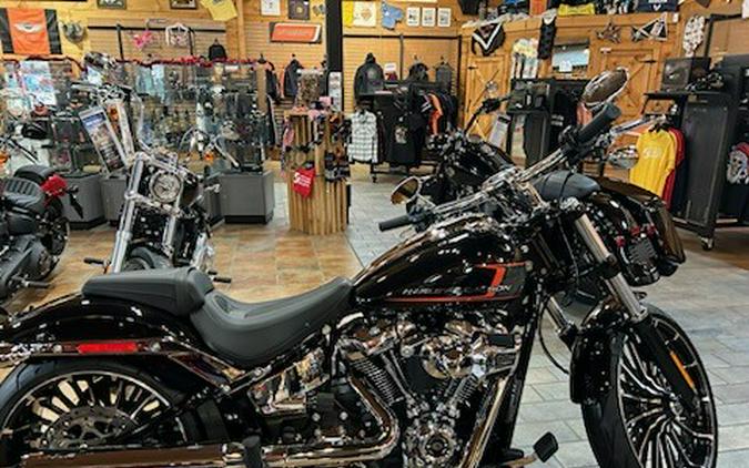 2024 Harley-Davidson Breakout Vivid Black