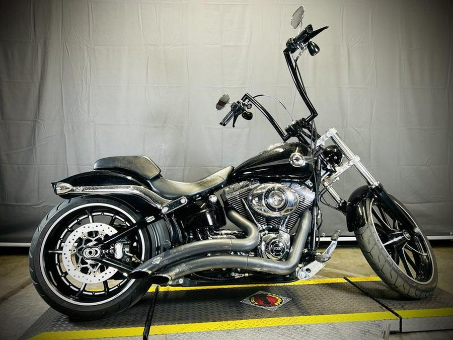 2015 Harley-Davidson® FXSB103
