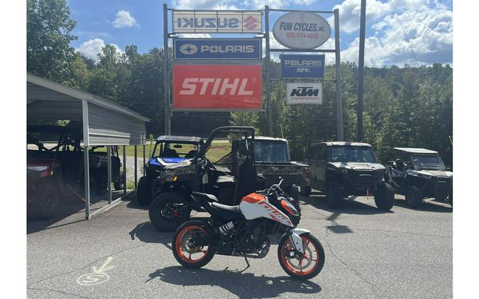 2024 KTM 250 Duke