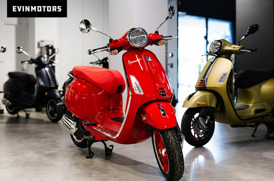 2025 Vespa PRIMAVERA RED 150 US MY25