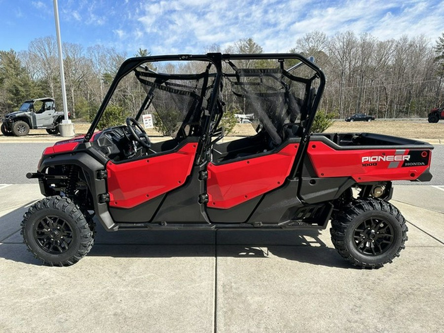 2024 Honda Pioneer 1000-6 Deluxe Crew