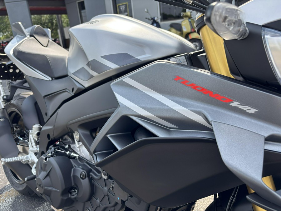 2026 Aprilia Tuono V4 1100 RR