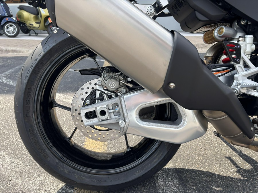 2026 Aprilia Tuono V4 1100 RR