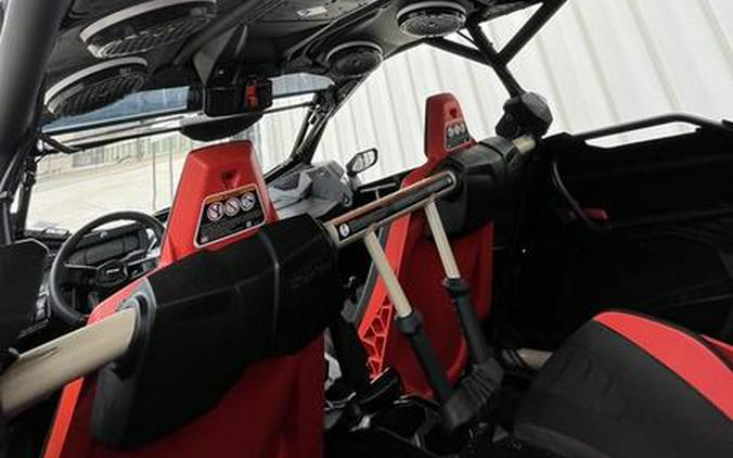 2021 Can-Am® Maverick X3 MAX X rs Turbo RR With Smart-Shox Desert Tan / Carbon Black / C