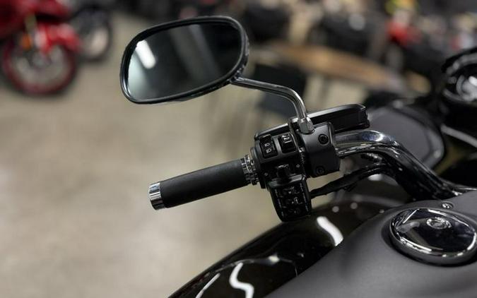 2025 Kawasaki Vulcan® 1700 Vaquero® ABS