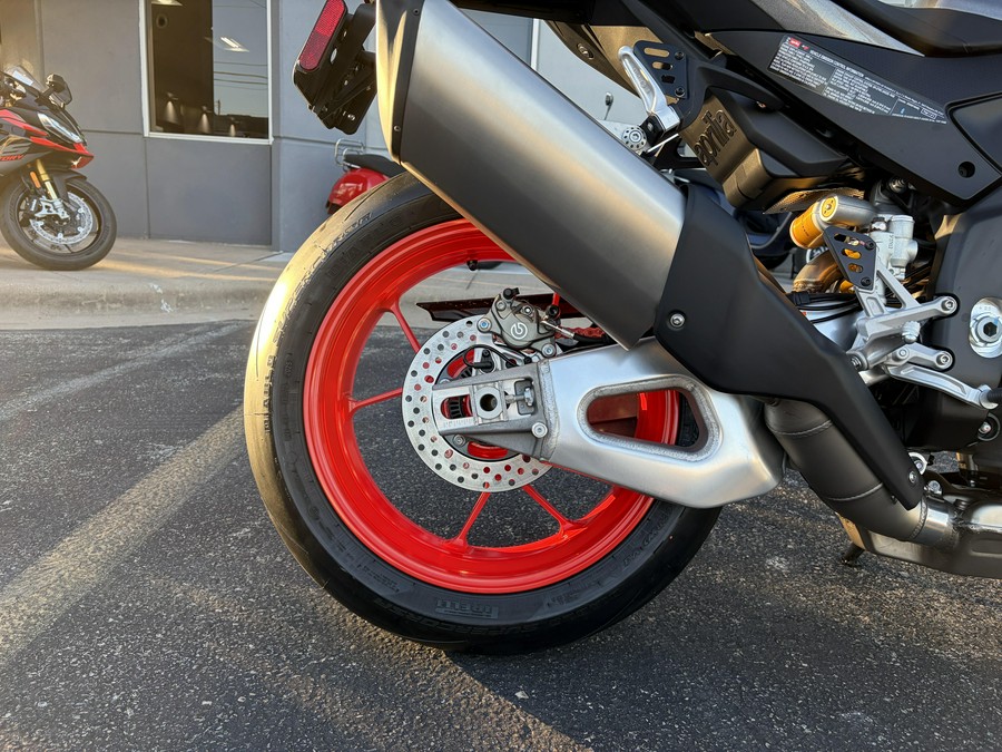 2026 Aprilia RSV4 1100 RR