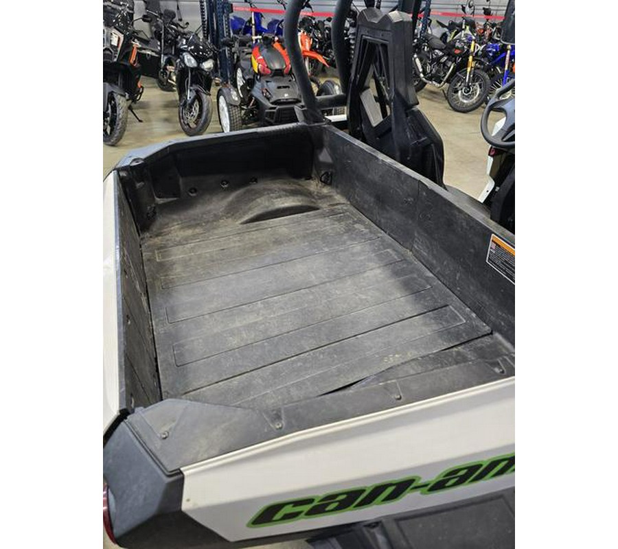 2020 COMMANDER 800R