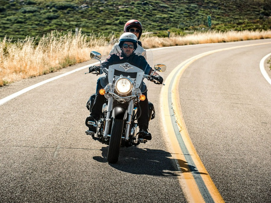 2026 Kawasaki Vulcan® 900 Classic LT