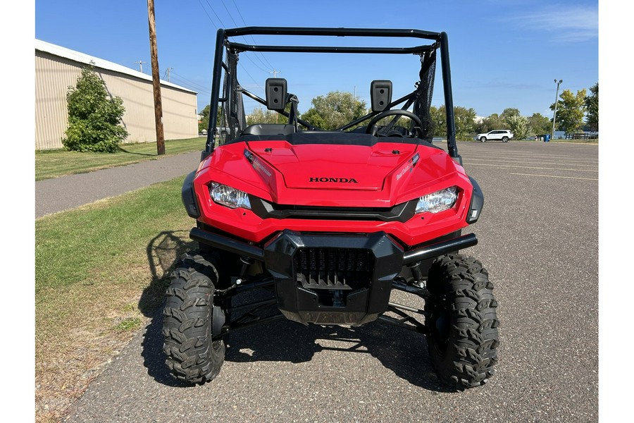 2024 Honda Pioneer 1000 Deluxe