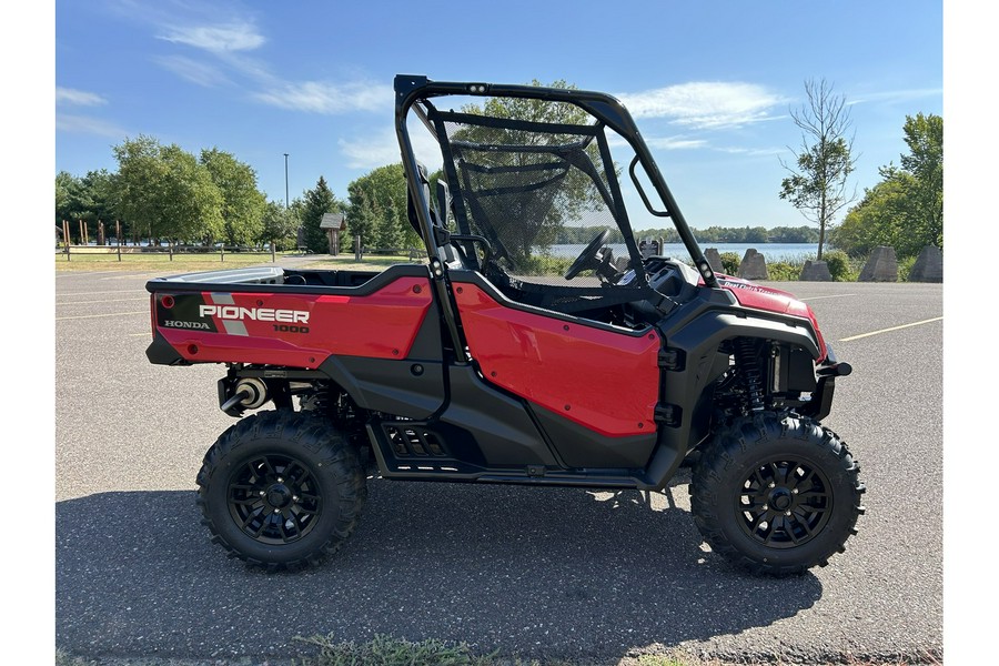 2024 Honda Pioneer 1000 Deluxe