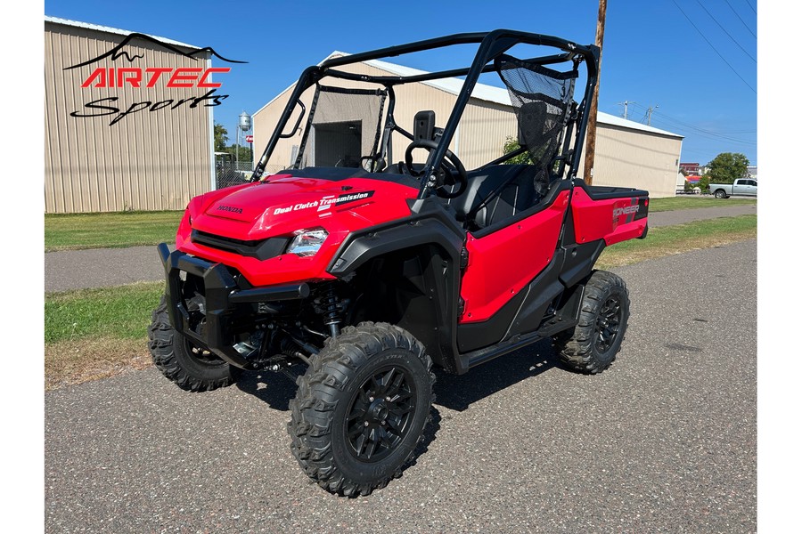 2024 Honda Pioneer 1000 Deluxe